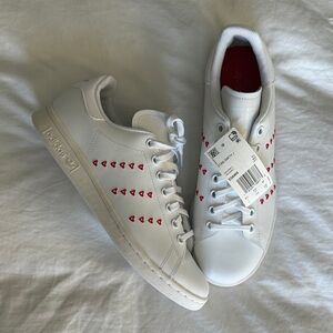 Stan smith with Red Heart Accents